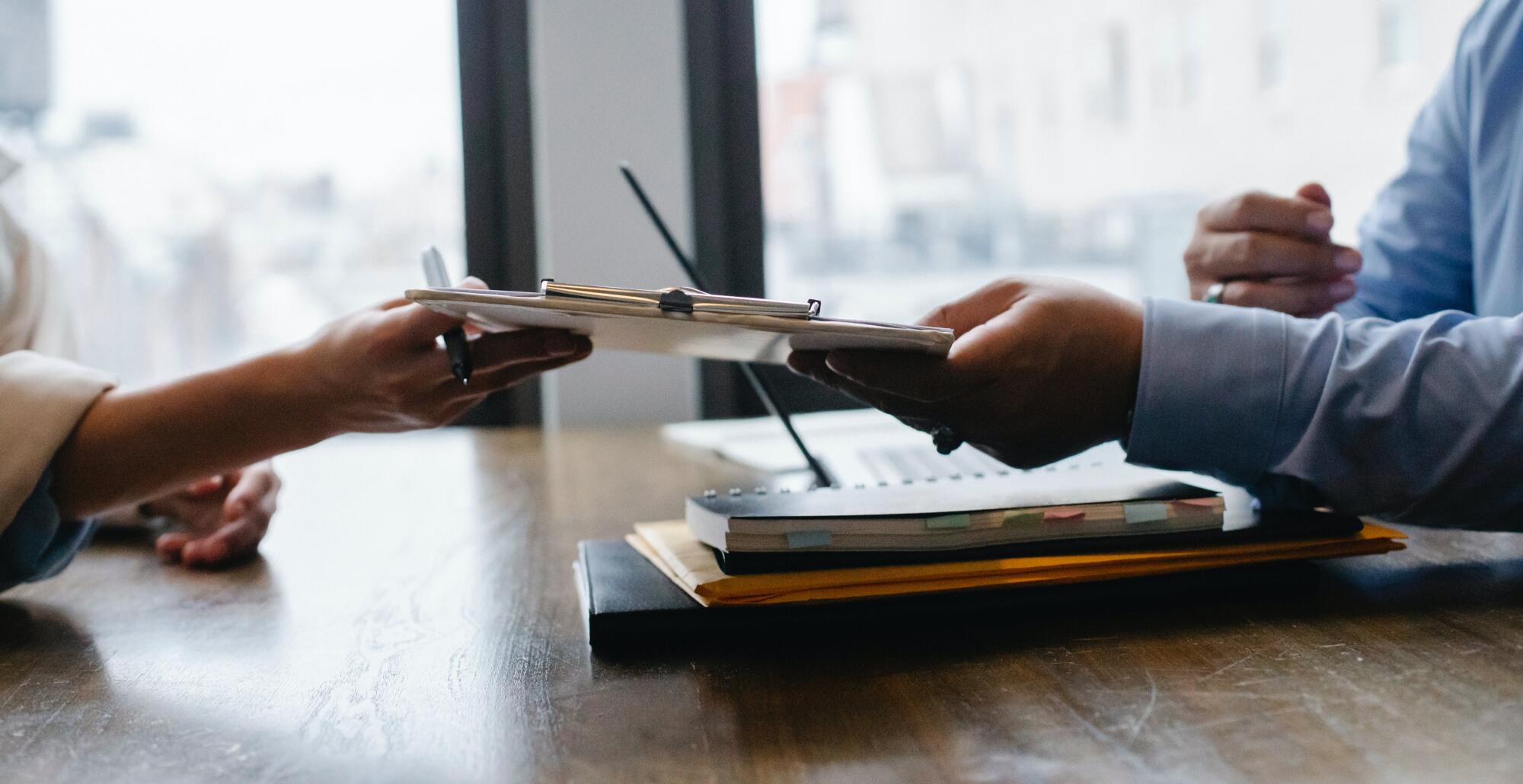 3 Big Reasons to Outsource Tenant Screening in Albuquerque, New Mexico